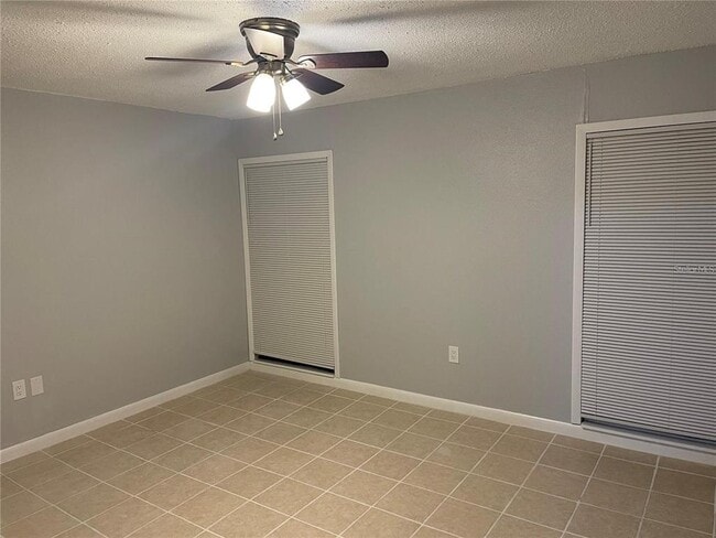 Foto del edificio - 2811 SW Archer Rd