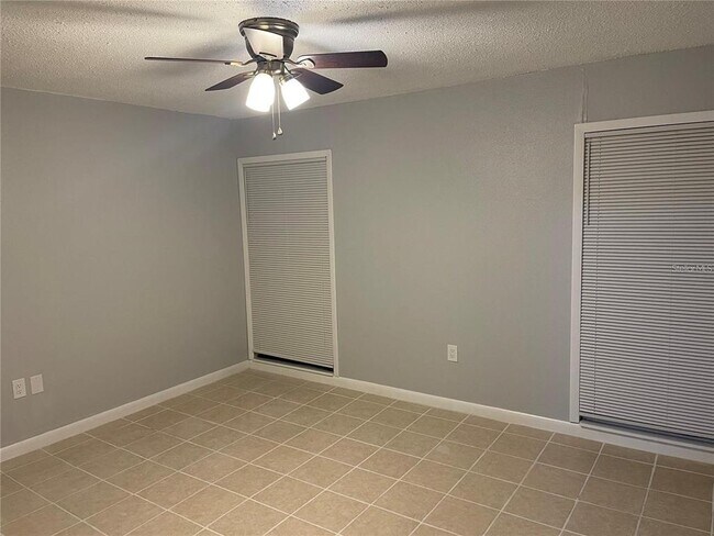 Building Photo - 2811 SW Archer Rd