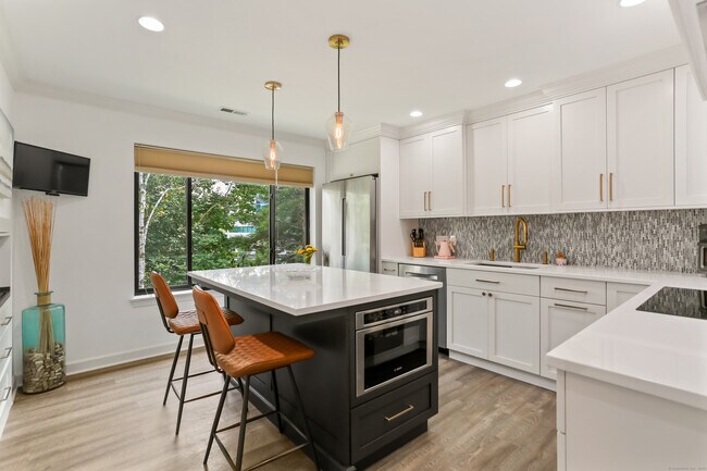Foto del edificio - 3 Oakwood Ave