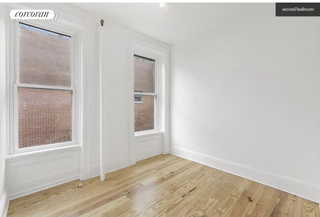 Foto del edificio - 1306 8th Ave
