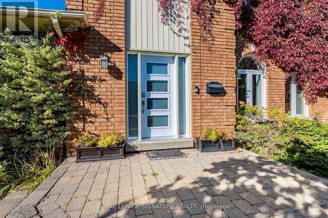 Photo du bâtiment - 5571 Spangler Dr