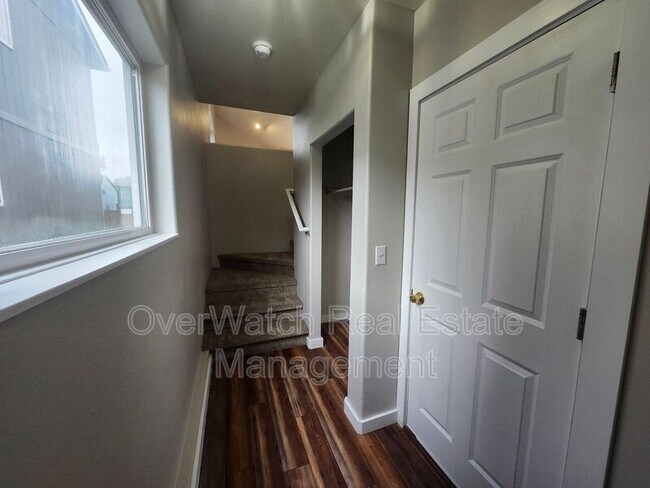 Foto del edificio - 8150 Williwa Ave