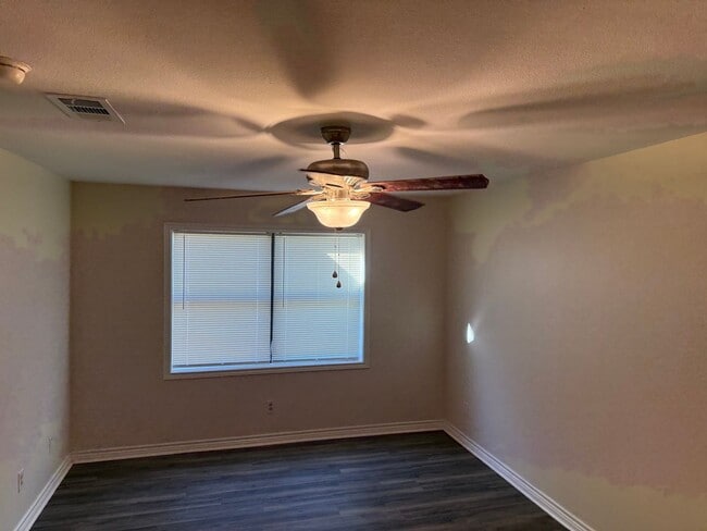 Foto del edificio - 2/1 plus an office