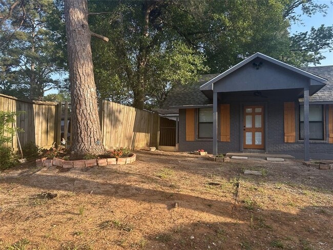 Building Photo - 615 W Dallas St