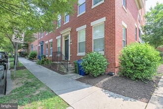 Building Photo - 111 N Bethel St