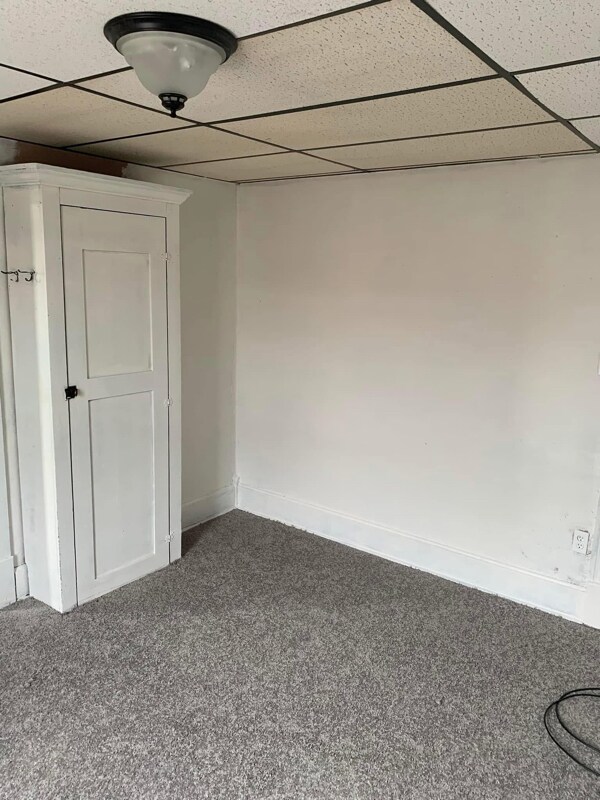 Foto del edificio - 101 Powell Ave