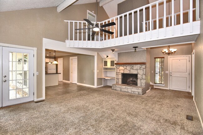 Foto del edificio - 2309 W Oakridge St