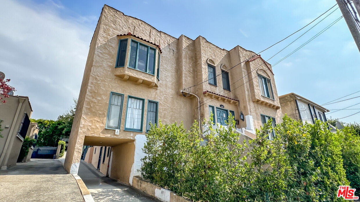 Primary Photo - 650 Maltman Ave