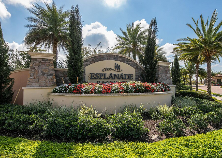 Entrada - 8344 Lucello Ter N