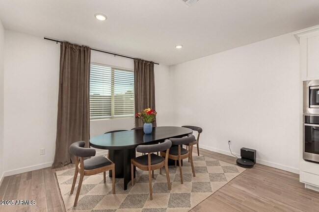 Foto del edificio - 26985 N 168th Ln