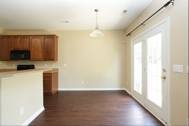 Foto del edificio - Charming 3-bedroom, 2-bath home