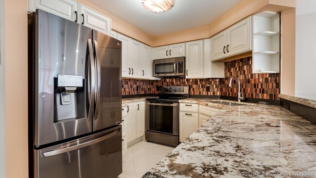 Foto del edificio - 133 N Pompano Beach Blvd
