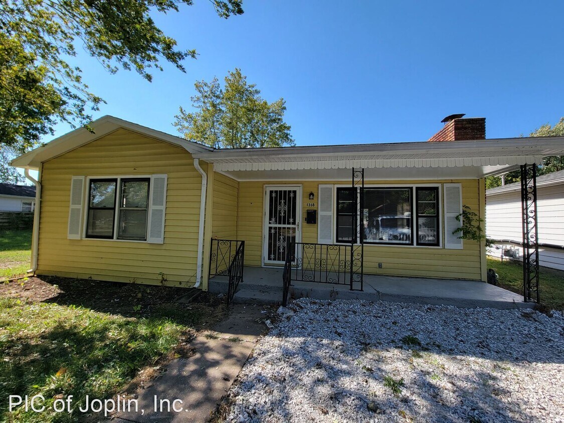 Primary Photo - 2 br, 1 bath House - 1318 Michigan