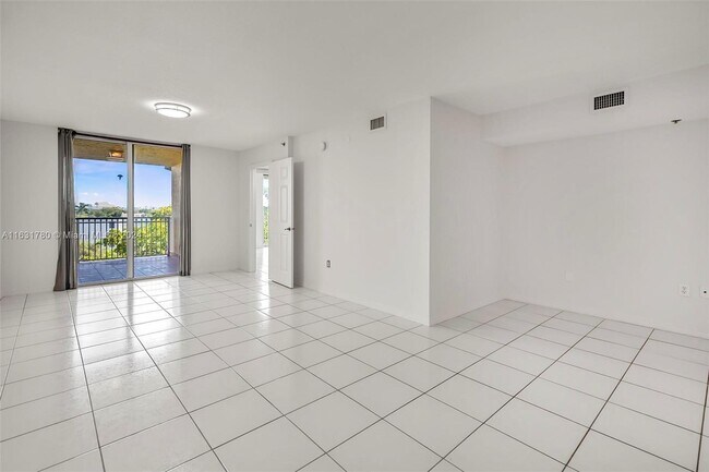 Building Photo - 1650 Coral Wy