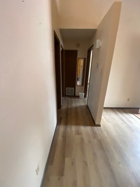 Foto del edificio - 303 Racquet Dr