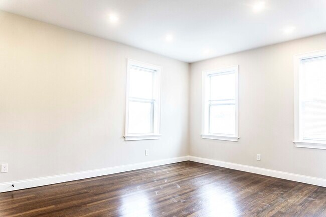Foto del edificio - 2035 Commonwealth Ave