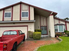 Building Photo - 367 Violet Rd