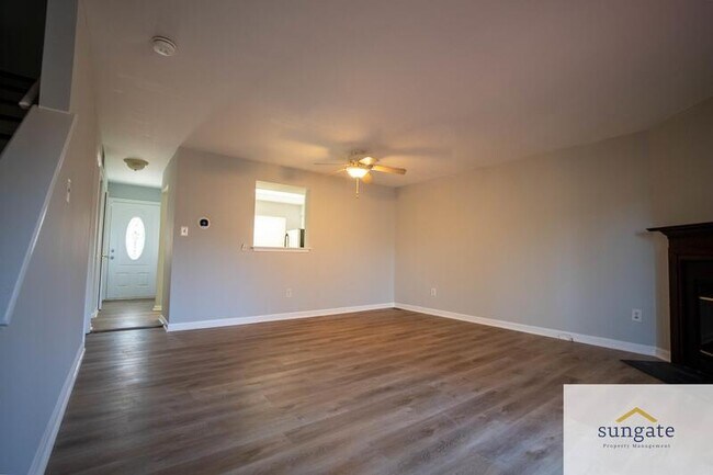Building Photo - 46 Hardwood Dr