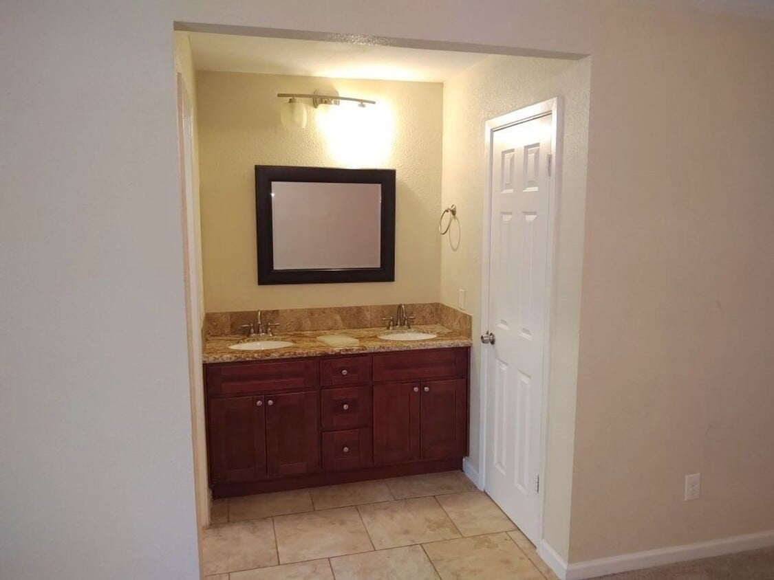 Foto del edificio - 2607 Quiver Ln