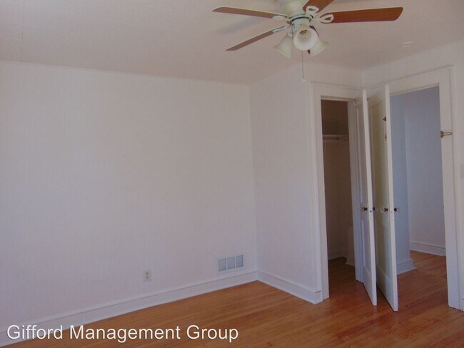 Building Photo - 944 Norview Ave