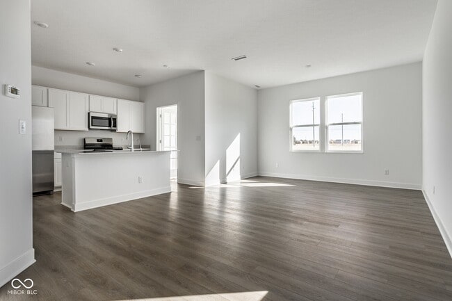 Building Photo - 3541 Sugar Grv Dr