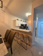 Building Photo - 1024 Mainsail Dr