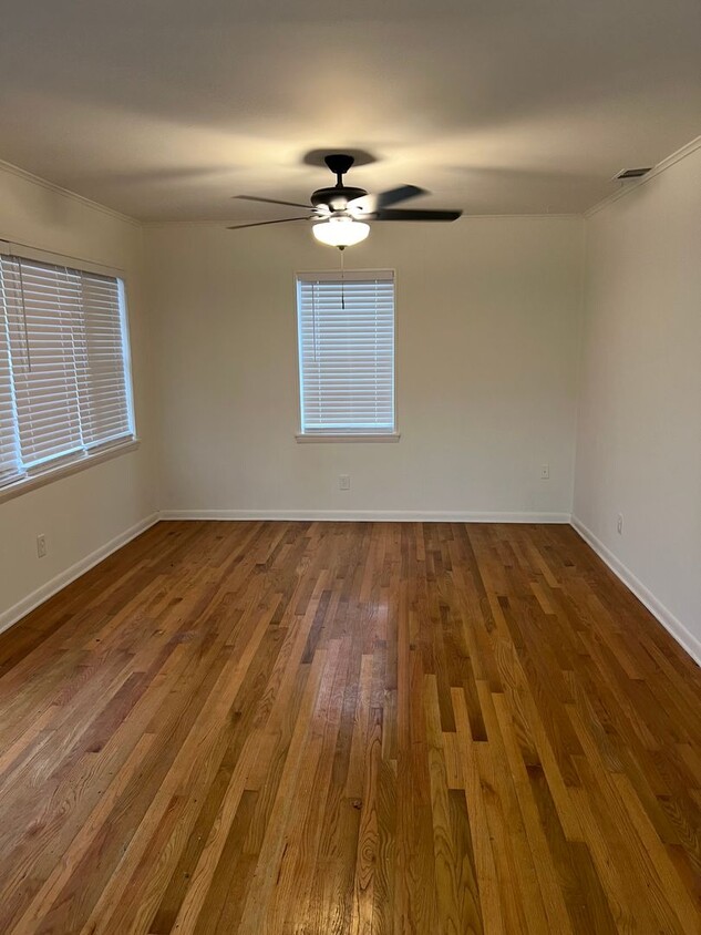 Foto principal - 2Bed/2Bath House For Rent - Call today bef...