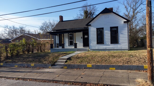 Building Photo - 1705 10th Ave N, Nashville, TN