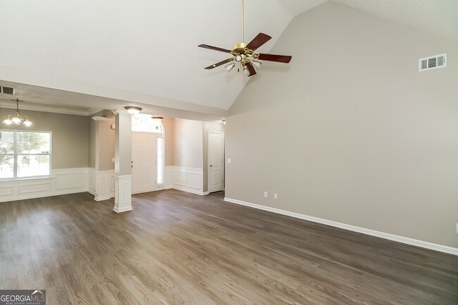 Building Photo - 11771 Fairway Overlook