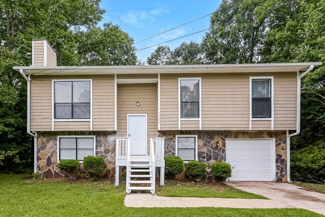 Building Photo - 3592 Riverchase Dr