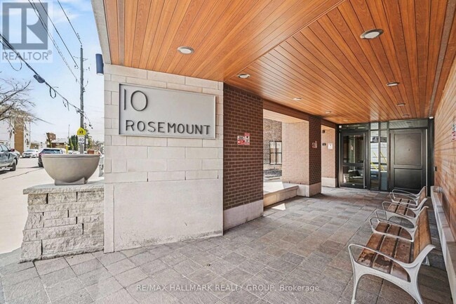 Building Photo - 10 Rosemount Ave