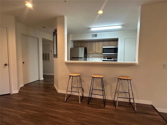 Building Photo - 486 N Pin Oak Pl