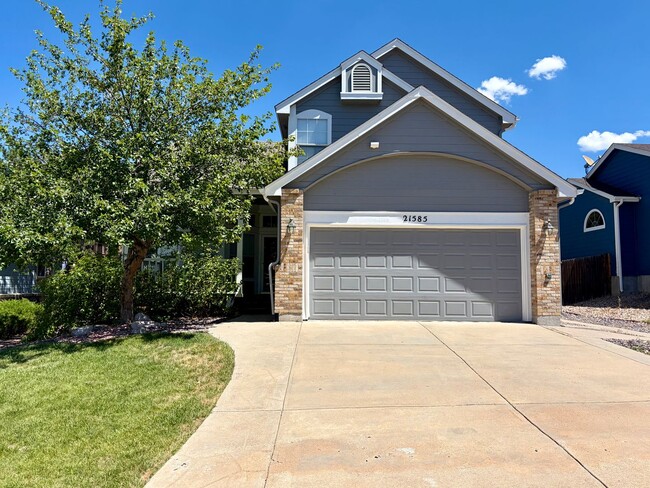 Building Photo - 21585 Hill Gail Way