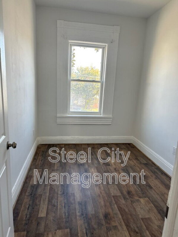 Foto del edificio - 211 S 7th St