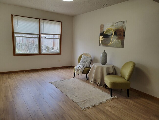 Building Photo - 2606 Whispering Prairie Ave