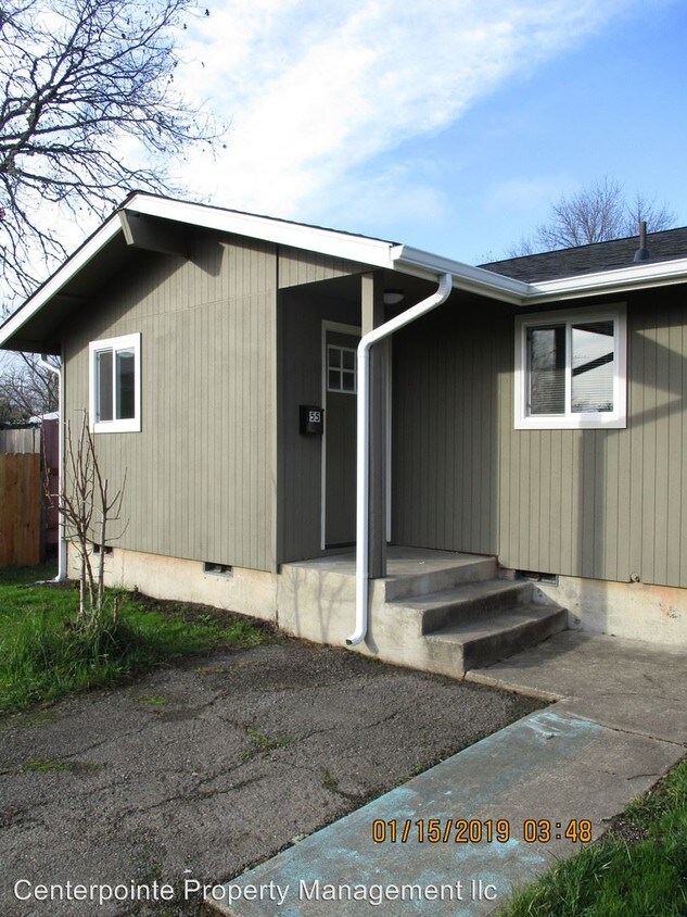 55 Darrell Ave, Winston, OR 97496 Condo for Rent in Winston, OR