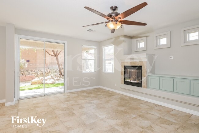 Foto del edificio - 1109 Aspen Cliff Dr