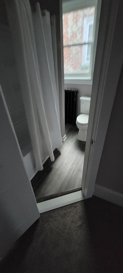 Foto del edificio - Newly Renovated 3BD/1BA Hunting Park home Available Now!!!