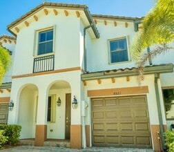 Building Photo - 8821 NW 103rd Pl