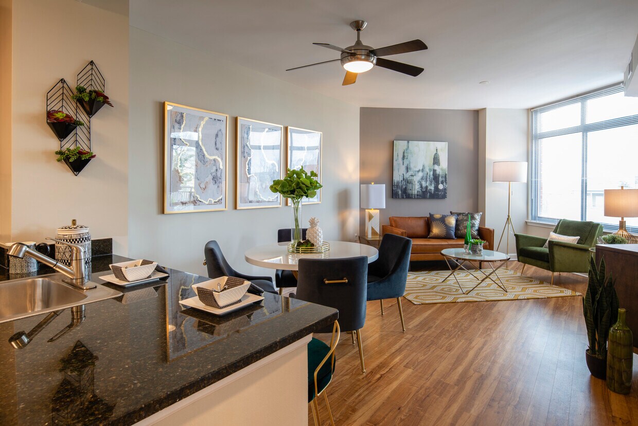 Curve 6100 Apartments in Alexandria, VA