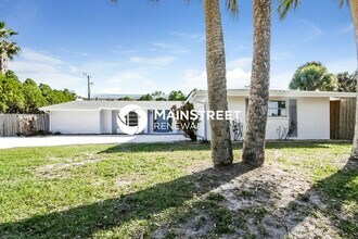 Building Photo - 2175 Gentian Rd