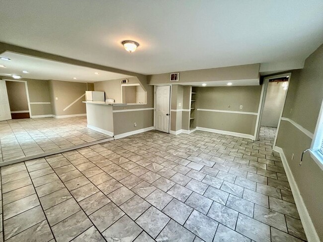 Foto del edificio - UKB325