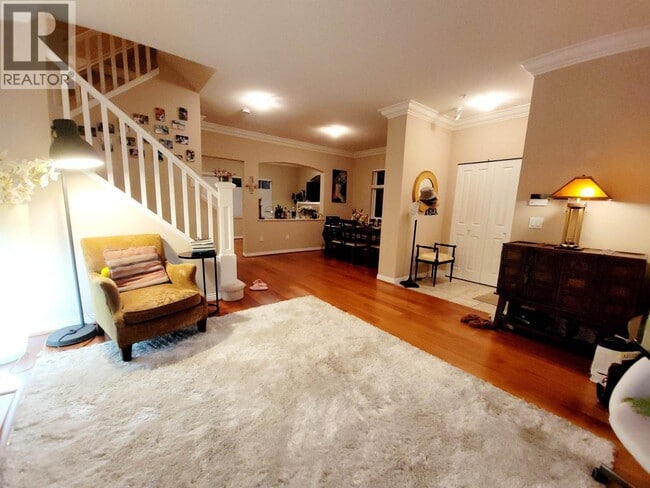 Building Photo - 5389 Larch St