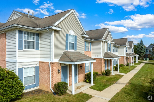 Building Photo - Canton Club Apartments - Canton, MI