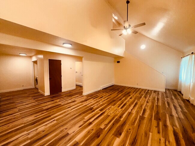 Building Photo - 5921 W Locksley Loop