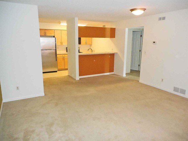 Foto del edificio - 117 Fieldcrest St