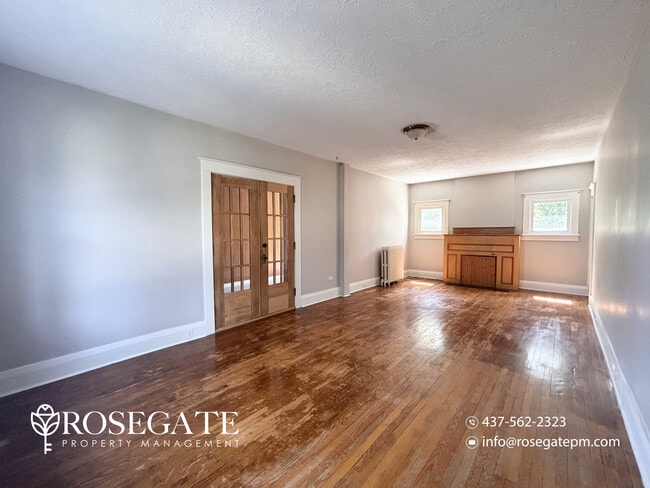 Building Photo - All-Inclusive 1-Bedroom + Den Main Level Apartment with 4 Parking Spaces – Barrie