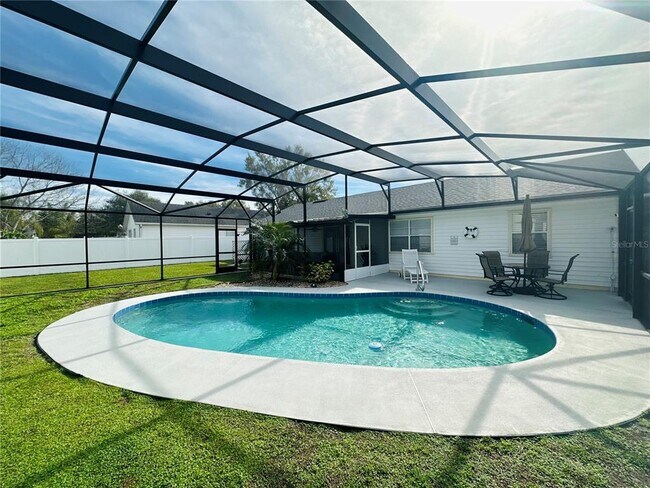 Foto del edificio - 1054 Seminole Creek Dr