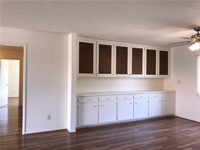 Foto del edificio - 2304 Huntington Ln