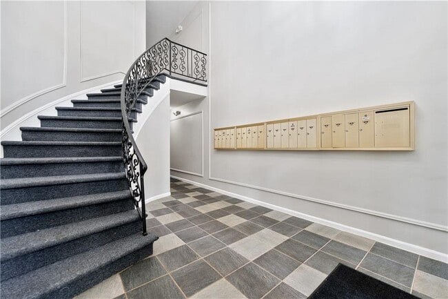 Building Photo - 3650 Ashford Dunwoody Rd NE